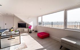 Stunning Sea View Penthouse - 2 Bedroom - 2 Bathroom